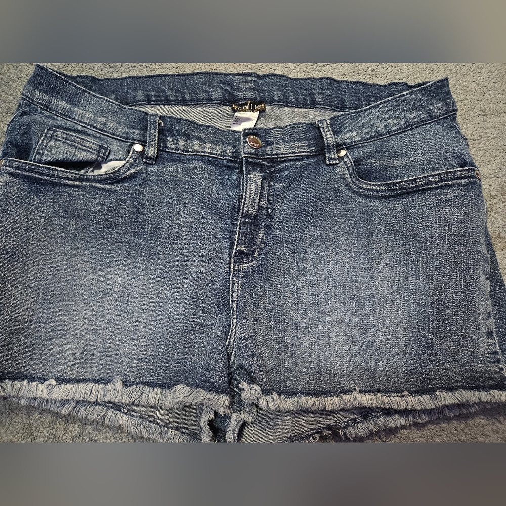 Venus Jean Shorts